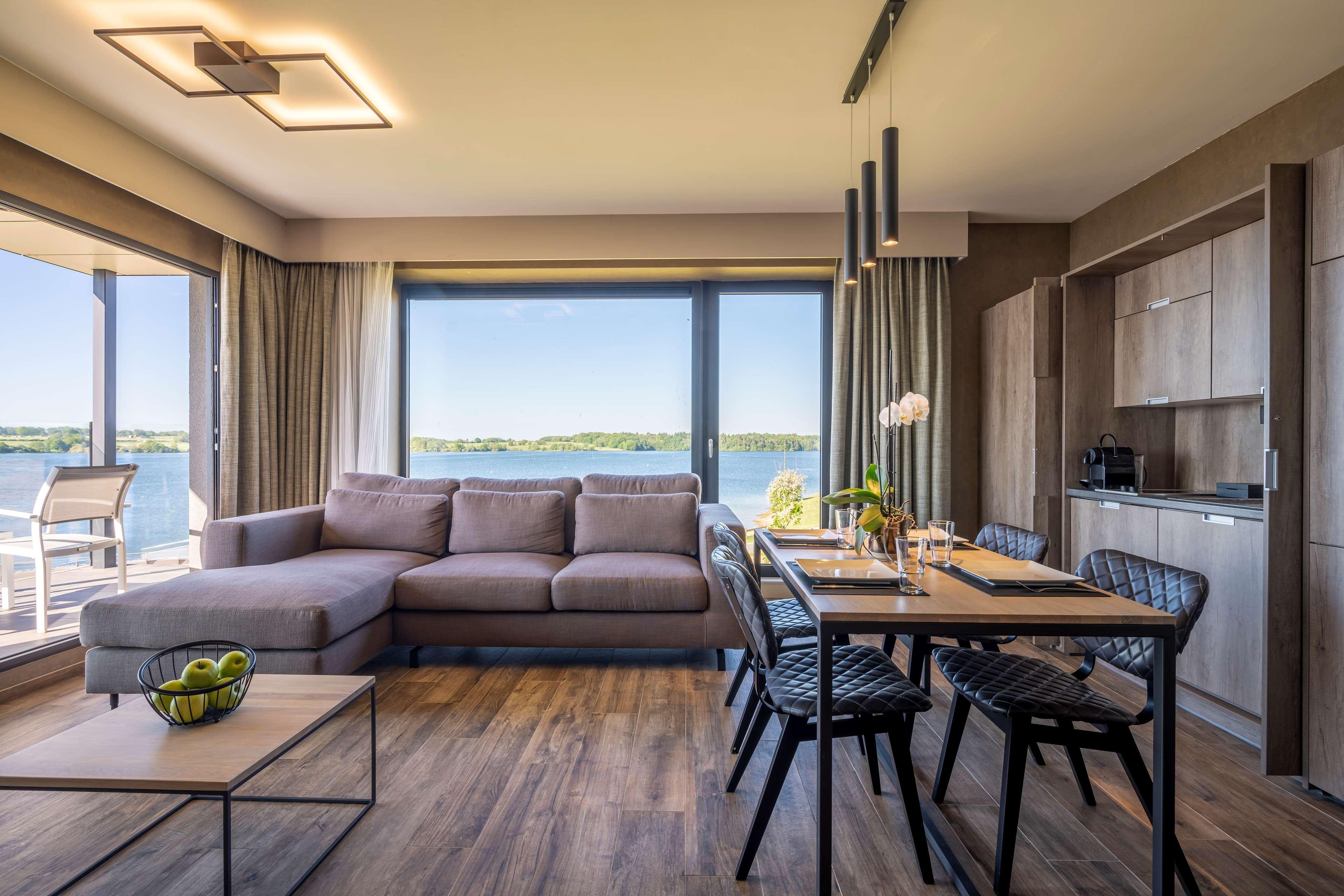 Golden Lakes Hotel Boussu-lez-Walcourt Екстериор снимка